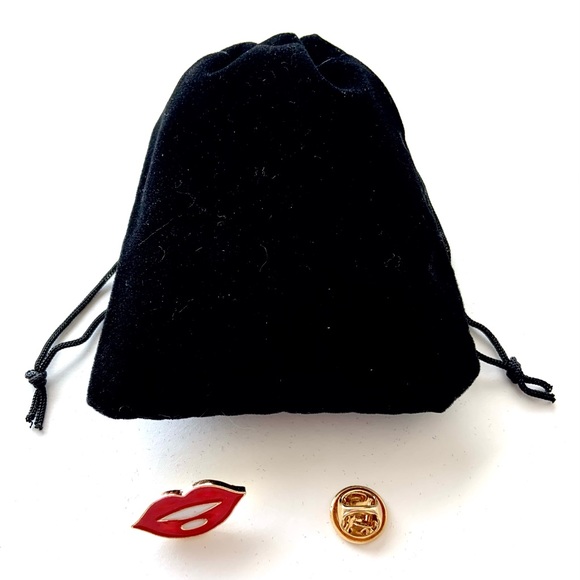 💋3/$10💋- Red Lipstick Smile Pin for Personal Use/ Makeup Artists & Gifts - Picture 2 of 6